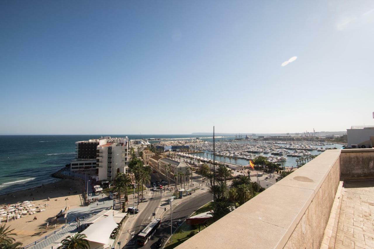 Beach, City Center And Entertainment Alicante Bagian luar foto